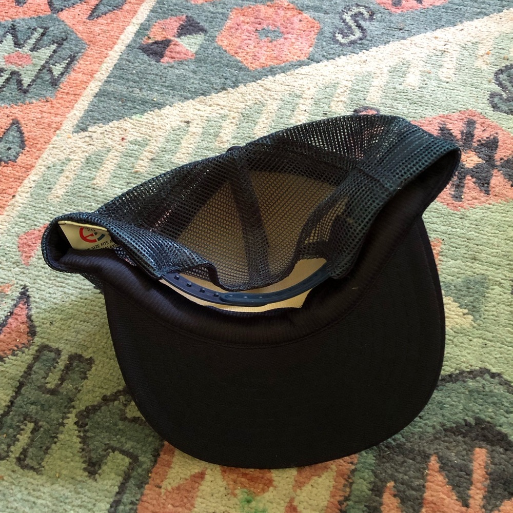 Vintage Trucker Hat - Picture 3 of 8